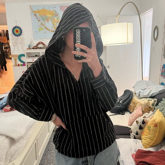 Beachy hoodie pullover - Picture 2 of 3